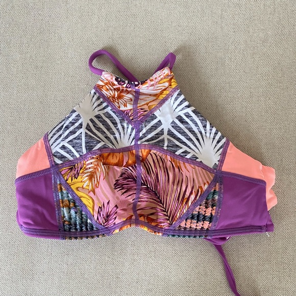Maaji Reversible Halter Top Bikini - Picture 1 of 2